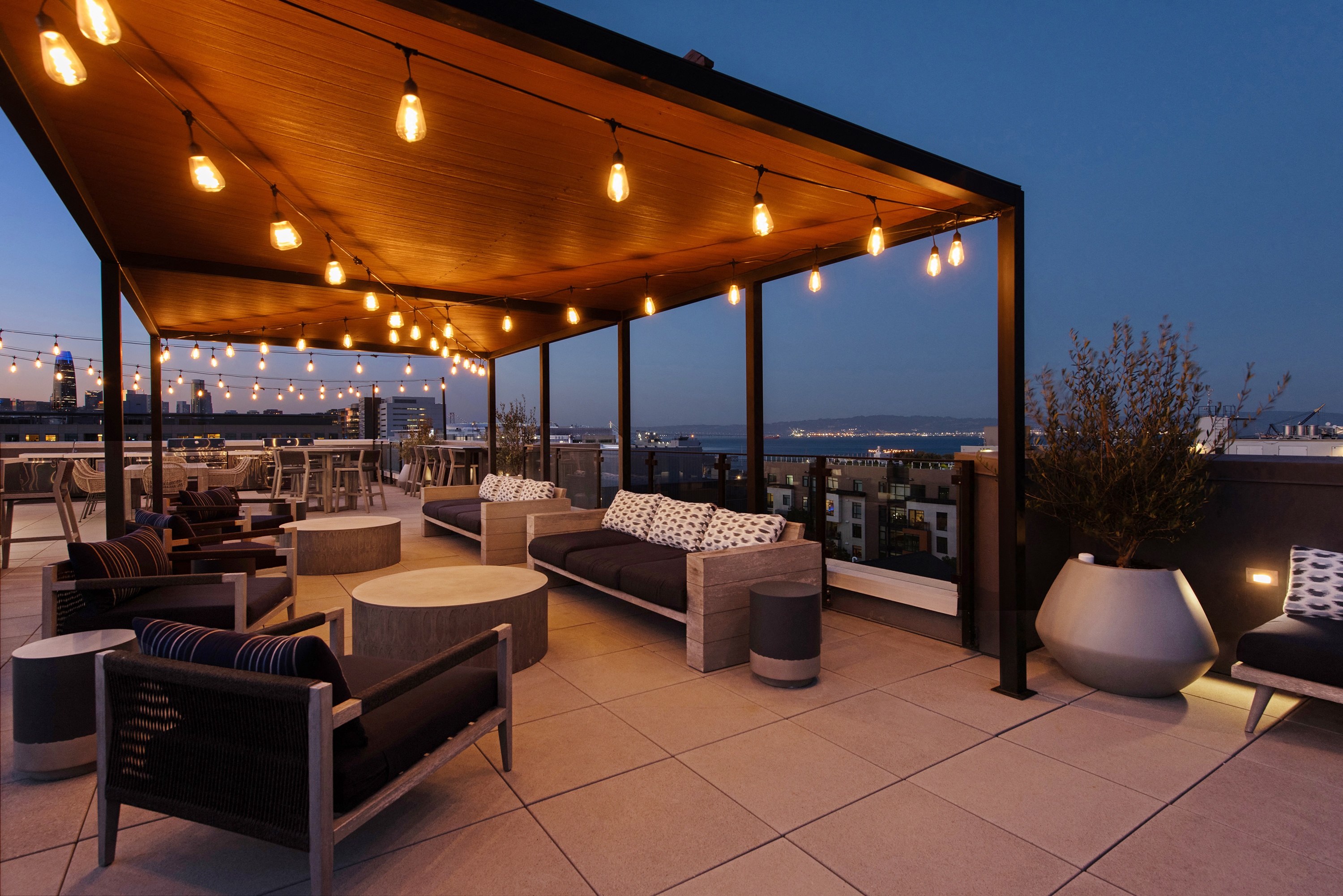 1BR/1BA Apartment on Tennessee Street · San Francisco photo 2